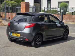2013 Mazda Mazda2 1.3 Venture Hatchback 5dr Petrol Manual Euro 5 (84 Ps) in Grey — image 6