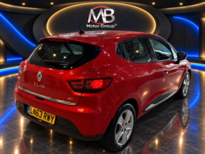 2013 Renault Clio 1.5 Dci Dynamique Medianav in Red — image 6
