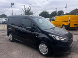 2020 Ford Transit Connect 1.5 220 Ecoblue Leader Crew Van L1 Euro 6 (s/s) 6dr in Black — image 3