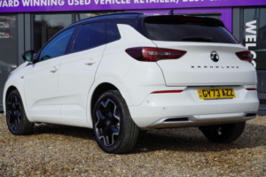 2023 Vauxhall Grandland 1.2 Turbo Ultimate Euro 6 (s/s) 5dr in White — image 2
