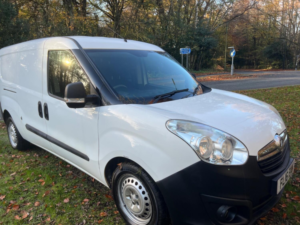 2016 Vauxhall Combo 1.6 Cdti 2300 16v in White — image 2