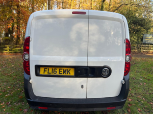 2016 Vauxhall Combo 1.6 Cdti 2300 16v in White — image 6