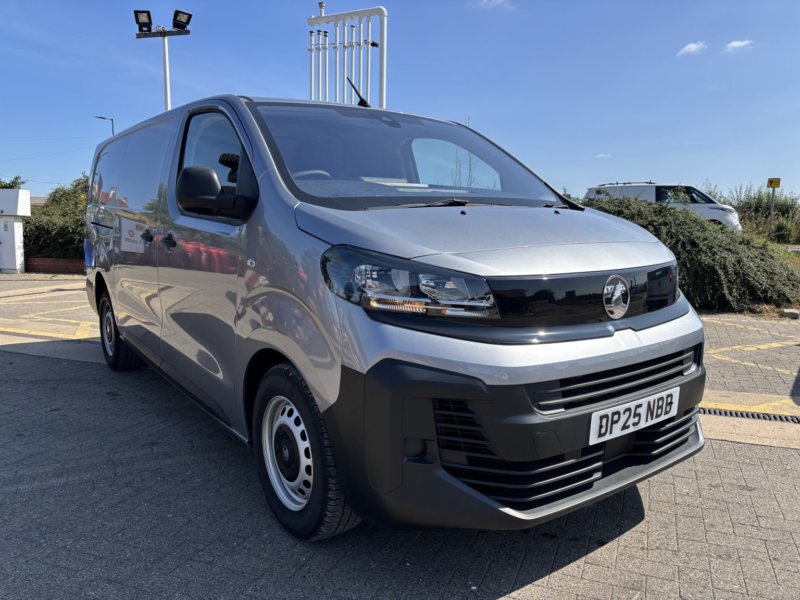 2025 Vauxhall Vivaro 1.5 Vivaro Panelvan L2 Prime 1.5td 120 S/s Mt6 in Grey — image 1