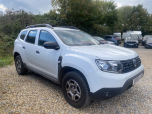 2019 Dacia Duster 1.6 Essential Sce 115 4x2 My19 in White — image 3