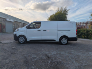 2020 Vauxhall Vivaro 2.0 Turbo D 3100 Edition L2 H1 Euro 6 (s/s) 5dr in White — image 6