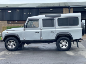 2007 Land Rover Defender 110 2.5 Td5 in Silver — image 5