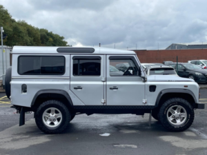 2007 Land Rover Defender 110 2.5 Td5 in Silver — image 6
