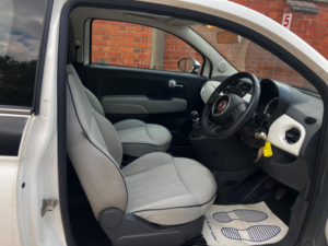 2011 Fiat 500 1.2 Lounge Euro 5 (s/s) 3dr in White — image 3