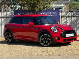 2019 MINI Hatch 1.5 Cooper Sport Hatchback 5dr Petrol Manual Euro 6 (s/s) (136 Ps) in Red — image 3