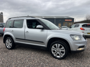 2016 Skoda Yeti 1.2 Tsi Se L in Silver — image 5