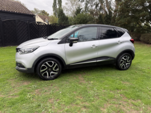 2016 Renault Captur 0.9 Dynamique S Nav Tce 90 in Silver — image 2
