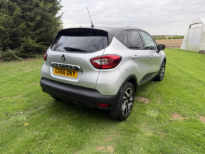 2016 Renault Captur 0.9 Dynamique S Nav Tce 90 in Silver — image 6