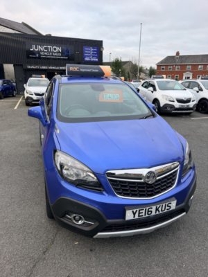 2016 Vauxhall Mokka 1.6 Cdti Se in Blue — image 3