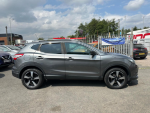 2015 Nissan Qashqai 1.6 Dci N-Tec+ 2WD Euro 6 (s/s) 5dr in Grey — image 6