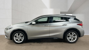 2017 Infiniti Q30 1.5d Business Executive Hatchback 5dr Diesel Manual Euro 6 (s/s) (109 Ps) in Silver — image 5