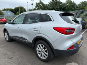 2017 Renault Kadjar 1.5 Dci Dynamique Nav SUV 5dr Diesel Manual Euro 6 (s/s) (110 Ps) in Silver — image 4