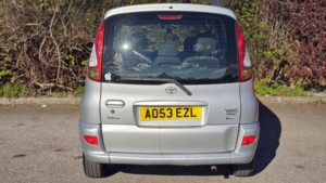 2003 Toyota Yaris Verso 1.3 Vvt-I T Spirit in Silver — image 5