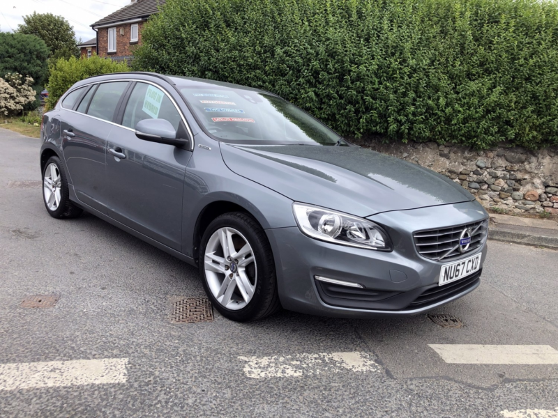 2017 Volvo V60 2.4 Se Nav D5 Twin Engine Diesel Plug-In-Hybrid Automatic AWD - Full Service History in Grey — image 1