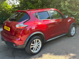 2016 Nissan Juke 1.2 Dig-T Acenta SUV 5dr Petrol Manual Euro 6 (s/s) (115 Ps) in Red — image 4