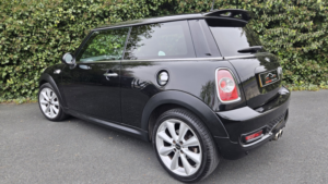 2012 MINI Hatch 1.6 Cooper S Automatic 3dr (184bhp) in Black — image 3