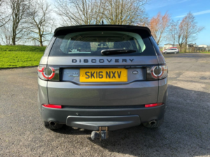 2016 Land Rover Discovery Sport 2.0 Td4 Hse Luxury SUV 5dr Diesel Manual 4WD Euro 6 (s/s) (180 Ps) in Grey — image 6