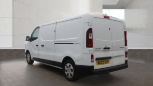 2023 Renault Trafic 2.0 Dci Blue Ll30 Business+ L2 H1 Euro 6 (s/s) 5dr in White — image 3