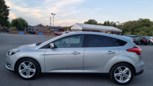 2015 Ford Focus 1.0 T Ecoboost Zetec in Silver — image 3