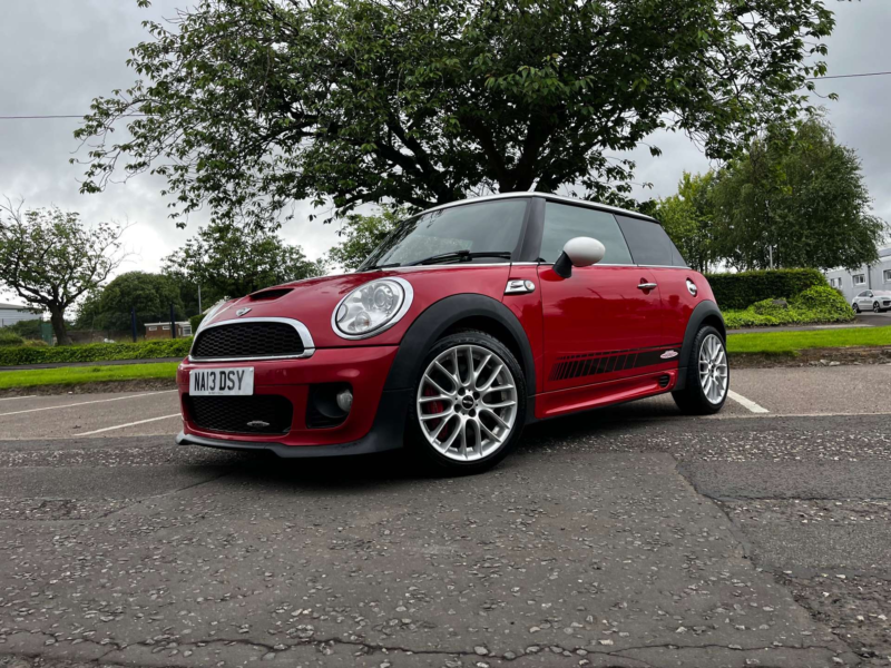 2013 MINI Hatch 1.6 John Cooper Works 3dr in Red — image 1