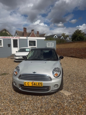 2013 MINI Hatch