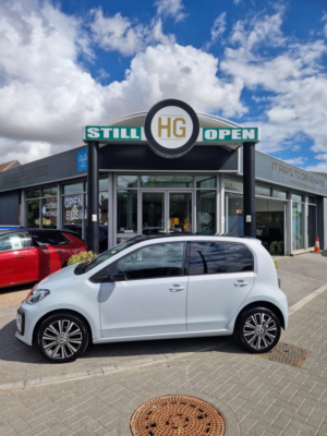 2017 Volkswagen Up! 1.0 High Up! Euro 6 (s/s) 5dr in Silver — image 4