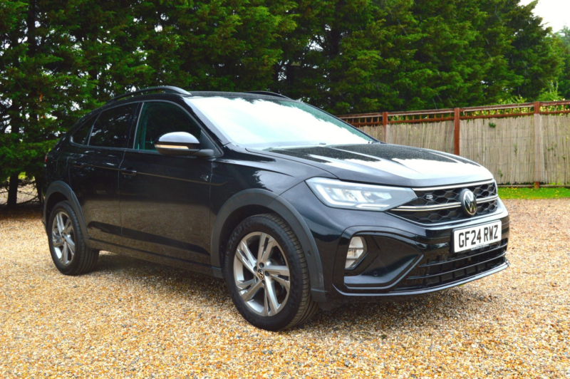 2024 Volkswagen Taigo 1.0 Tsi R-Line in Black — image 1