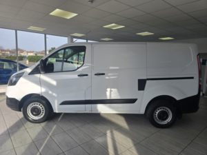 2020 Ford Transit Custom 2.0 280 Ecoblue Leader in White — image 4