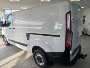 2020 Ford Transit Custom 2.0 280 Ecoblue Leader in White — image 5