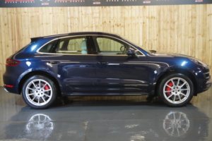 2016 Porsche Macan 3.6 T V6 Turbo in Blue — image 6