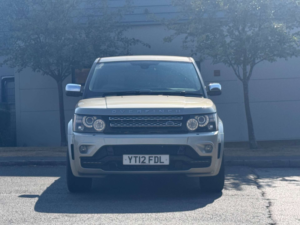 2012 Land Rover Range Rover Sport 3.0 Range Rover Sport Hse Sdv6 Auto 4WD 5dr in Gold — image 3
