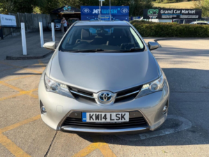 2014 Toyota Auris 1.8 Vvt-H Icon CVT Euro 5 (s/s) 5dr in Grey — image 3