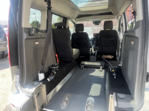 2021 Ford Tourneo Connect 1.5 Tourneo Connect Titanium Tourneo 1.5l Ecoblue 120ps Fwd 8 Speed Automatic in Silver — image 5