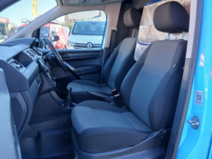 2016 Volkswagen Caddy Maxi 2.0 Tdi C20 Bluemotion Tech Startline Panel Van 6dr Diesel Manual Lwb Euro 6 (s/s) (102 Ps) in Blue — image 4