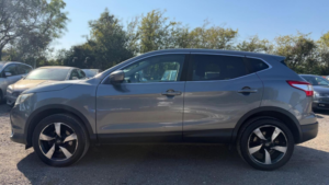 2015 Nissan Qashqai 1.5 Dci N-Tec 2WD Euro 6 (s/s) 5dr in Grey — image 5