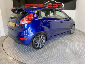 2017 Ford Fiesta 1.0 T Ecoboost St-Line in Blue — image 5