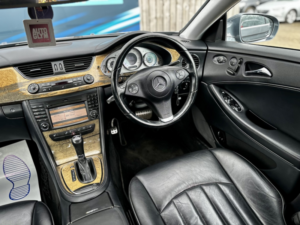 2010 Mercedes-Benz Cls 3.0 Cls350 Cdi Grand Edition in Grey — image 3