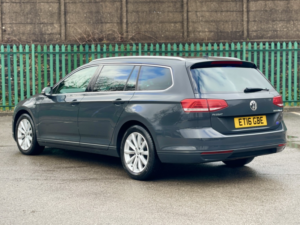 2016 Volkswagen Passat 2.0 Tdi Bluemotion Tech Se Business in Grey — image 2