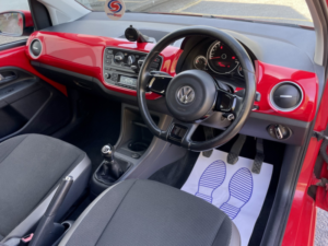2013 Volkswagen Up! 1.0 Bluemotion Tech High Up! in Red — image 5