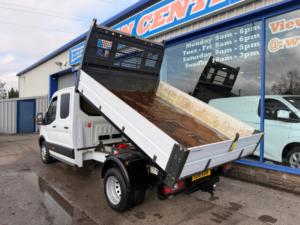 2016 Ford Transit 2.2 Tdci 350 Double Cab Tipper 4dr Diesel Manual Rwd L3 Euro 5 in White — image 4