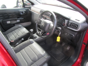 2022 Citroen C3 1.2 Puretech Shine Plus in Red — image 2