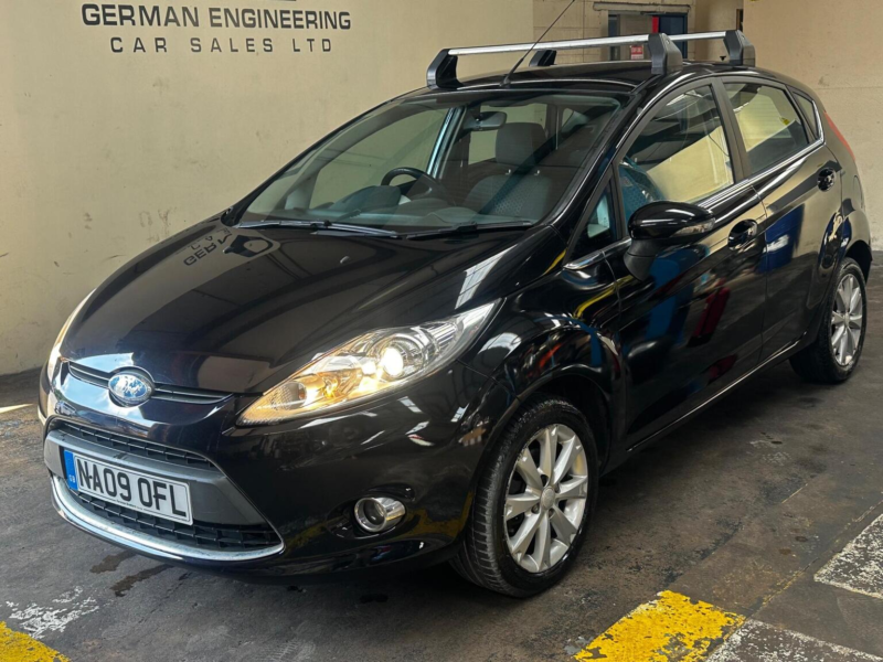 2009 Ford Fiesta 1.4 Zetec 5dr in Black — image 1