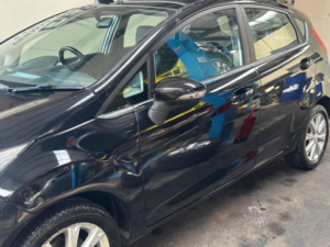 2009 Ford Fiesta 1.4 Zetec 5dr in Black — image 3