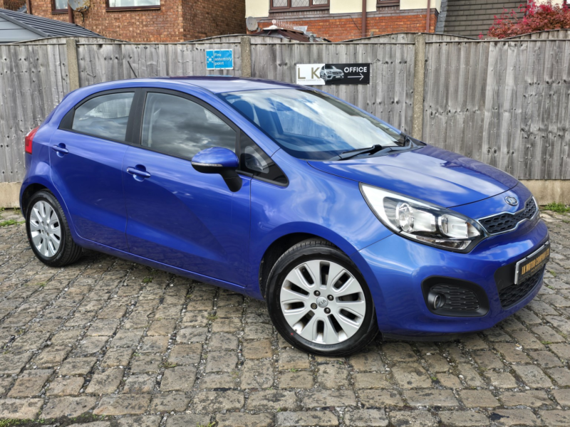 2012 Kia Rio 1.3 2 in Blue — image 1