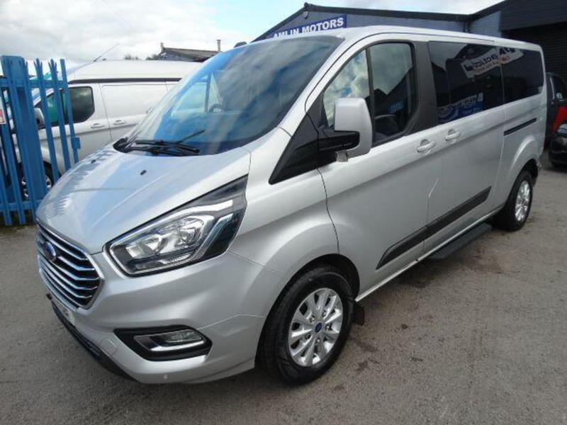 2021 Ford Tourneo Custom 2.0 320 Ecoblue Zetec L2 Euro 6 (s/s) 5dr in Silver — image 1