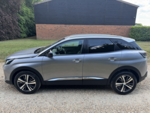2022 Peugeot 3008 1.5 Bluehdi Allure Premium in Grey — image 5